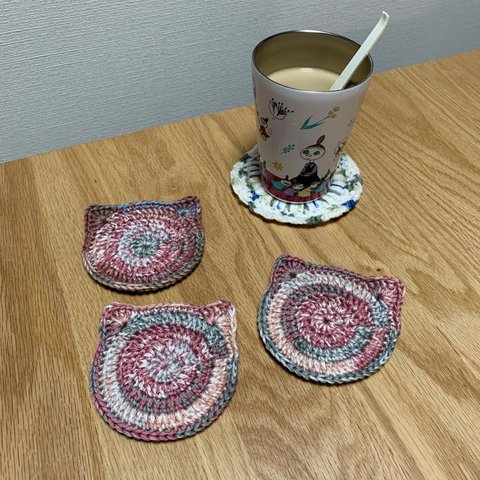 😻ネコさんコースター🧶