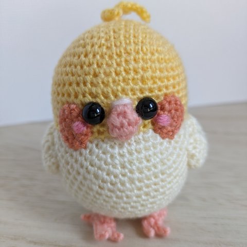 あみぐるみ　でっかいとり　オカメインコ　黄×白　置き物　ハンドメイド