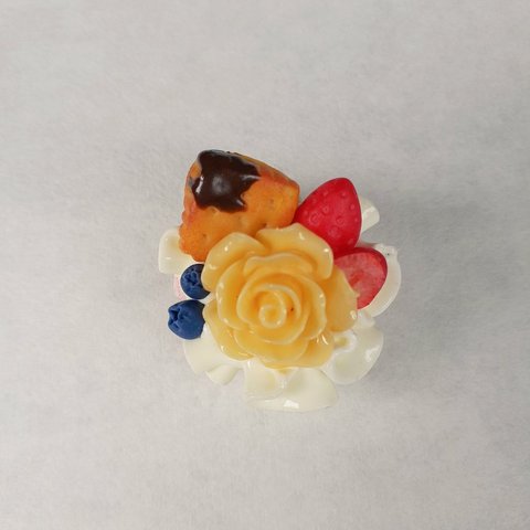 帯留め　バラのチョコレート