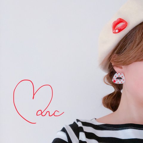 🉐☆クリスマス限定☆選べる唇💋kissセット(ピアス・イヤリング&ブローチorヘアアクセサリー) 