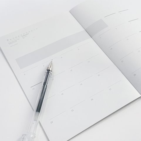 シンプルな手帳/B6/マンスリー