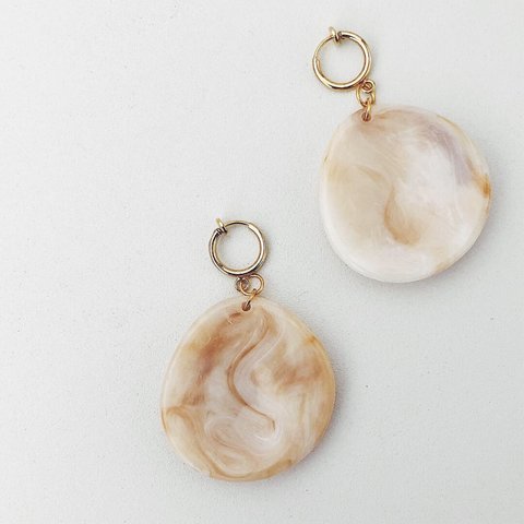 ecru02 イヤリング  ピアス  ノンホールピアス ハンドメイド アクセサリー ファッション  handmade simple シンプル  ナチュラル シルバー パール ゴールド