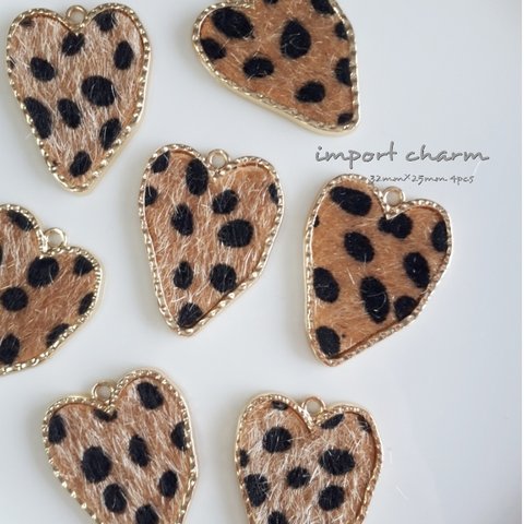 import charm  dalmatian  4pcs【Ch-153br】