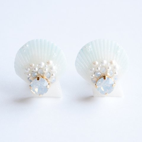 Luxury Sea Dream Pierced Earrings - MINT