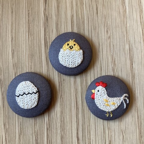 ⌘刺繍マグネット(たまごからにわとりへ)⌘