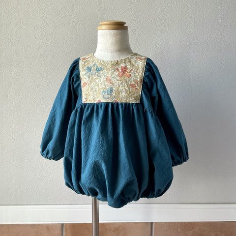 puffed sleeves romper／William Morris Iris Cream／ウィリアムモリス／アイリス・クリーム