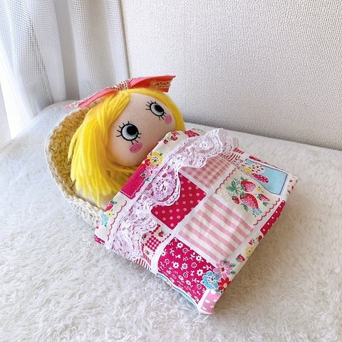 ⭐️人形用　パッチワーク風カントリー調ベッド　オビツ11 イーマリー