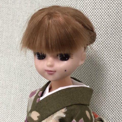 リカちゃん・Momoko 鶯茶色・花柄