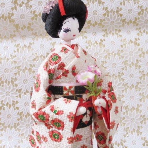 海外のプレゼントに喜ばれています伝統工芸友禅和紙人形桃割れ