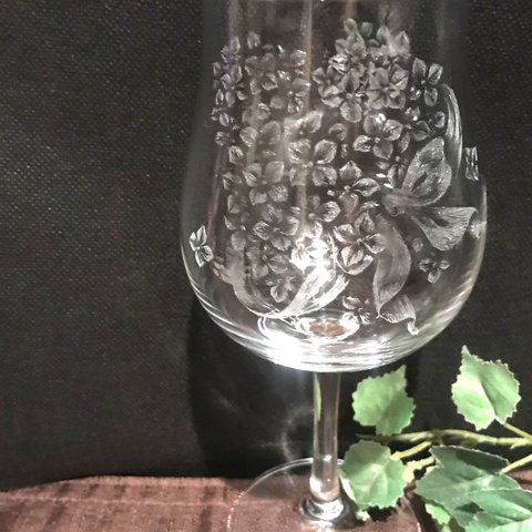 紫陽花の花束のグラス〜手彫りガラス〜