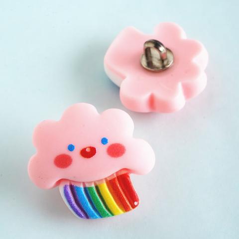 【2個】20mm 虹付き ピンクの雲のボタン 