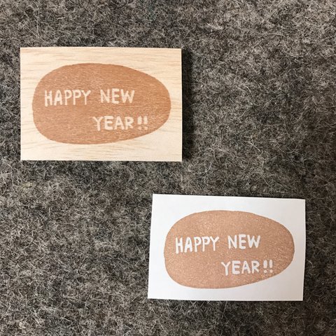 2019年賀状に！HAPPY NEW YEARふんわり