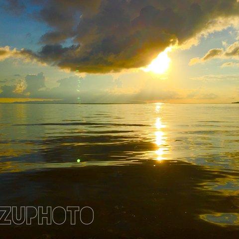 光の道標 〜沖縄の風景をあなたのお部屋に〜【写真サイズとパネル加工が選べる】