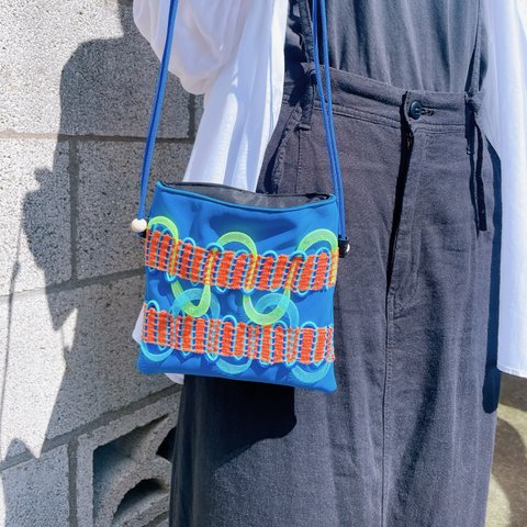 muniサコッシュ(蛍光グリーン×ブルー)