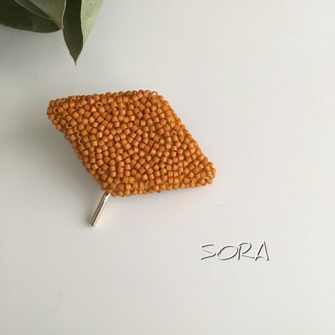 ビーズ刺繍のポニーフック(菱形)