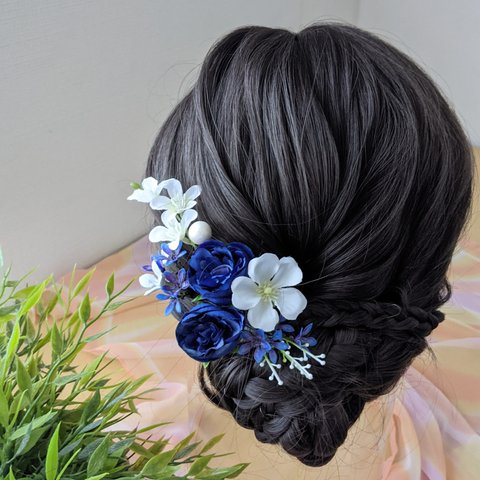 ヘッドドレス❀髪飾り　ラナンキュラス　ダークブルー  ヘアアクセサリー   造花　ドレス　浴衣　和装　成人式　卒業式　前撮り