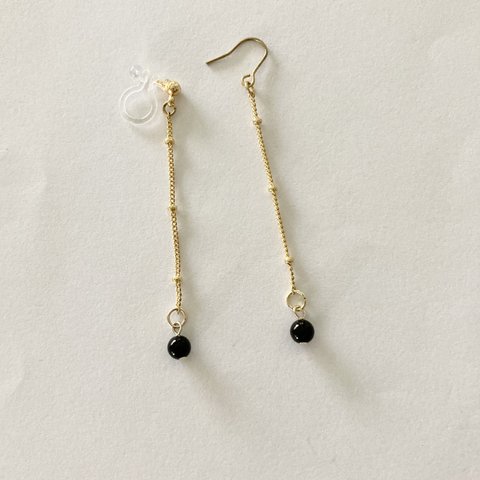 オニキス⚫︎ゆらゆらロングピアス／ノンホールピアス