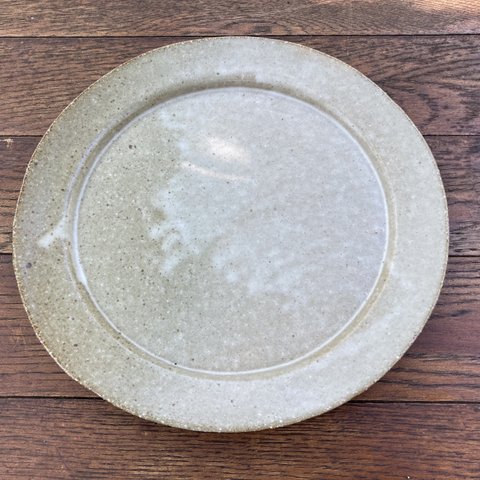 大皿プレート　ベージュ系　陶器