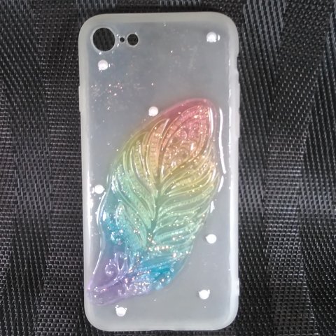 虹の羽のiPhoneケース