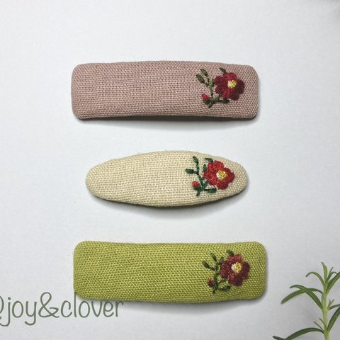 💐椿刺繍の刺繍パッチンピン