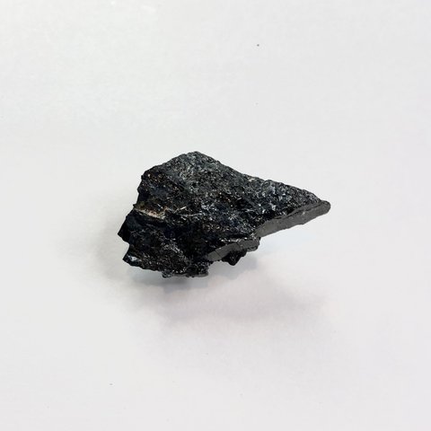 【一点もの】 ブラックトルマリン 鉱物原石ブローチ 天然石 ハンドメイド アクセサリー パワーストーン (No.2170)