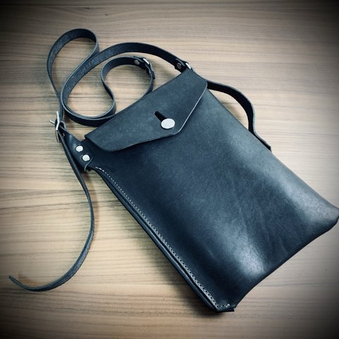 Sacoche bag サコッシュバック　オイルレザーBLACK