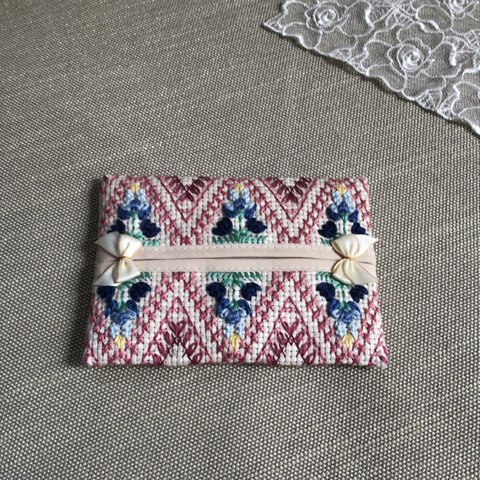 ポケットティッシュケース　刺繍