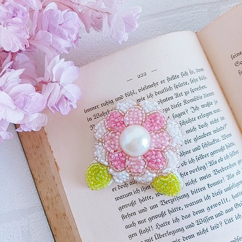 フラワービーズ刺繍ブローチ✿ピンク