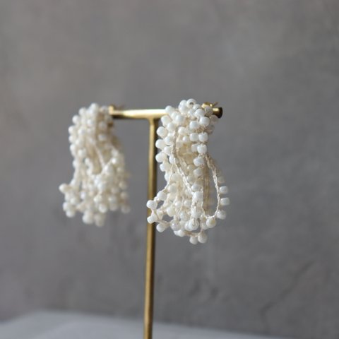 row earring/ピアス イヤリングwhite × white