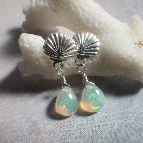 【10月誕生石】*sv925*Mermaid Opal Earrings ☆シェル☆オパール☆