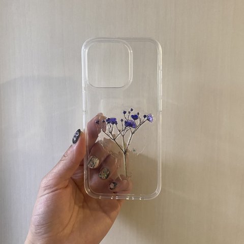 かすみ草（ブルー）iPhoneケース15pro