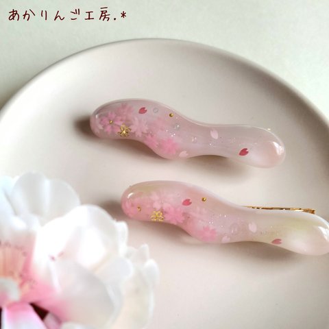 桜吹雪のヘアクリップ