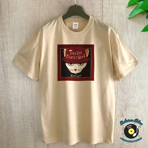 Twelve Deadly Nyas / BEIGE Tシャツ