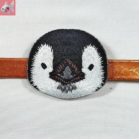 ◆ペンギンの刺繍帯留め飾り①