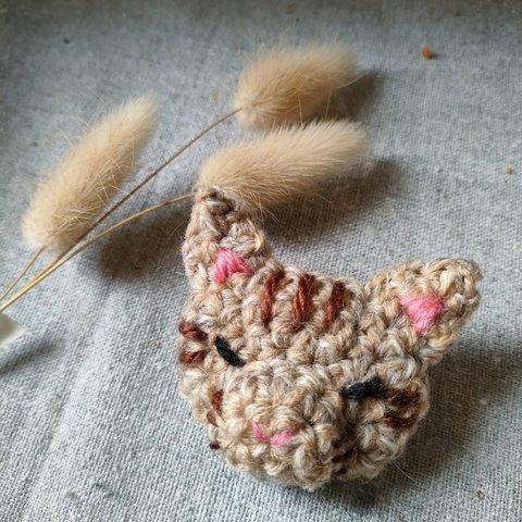 猫の編みぐるみクリップ