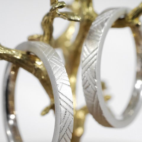 『hata▦oɾᎥ』織物の結婚指輪 オーダーリング ペアリング 2本セット (プラチナ950 or ゴールド )( つや消しマット)  結婚指輪のオーロ