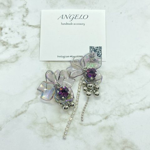 【スワロフスキーピアス/イヤリング】花びらチャーム アシメ