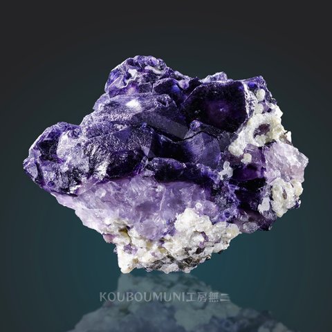 フローライト/ カルサイト/ パイライト/(Fluorite with pyrite on Calcite) 蛍石 ◆濃厚◆S00682 Inner Mongolia 内モンゴル