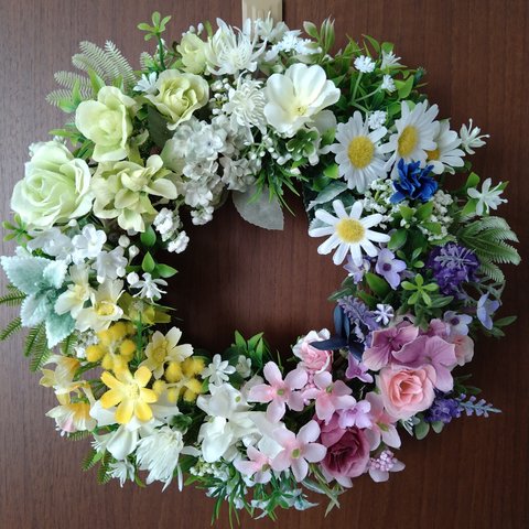 ❤春の小花の素敵なフラワーリース　一点物　玄関リース　玄関飾り　造花リース