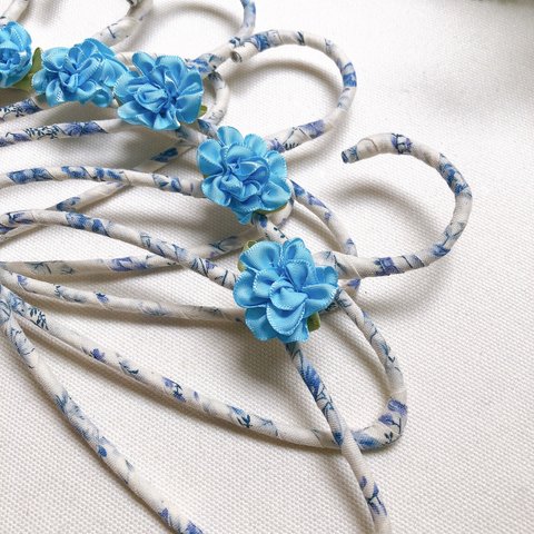 【現在　ペット用S、大人用のみ】ペット用ミニハンガー  flower Blue