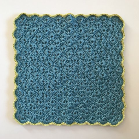 あったかウールのチェアパッド　座布団　マット　敷物　毛糸　編み物　ざぶとん　33cm かぎ針編み