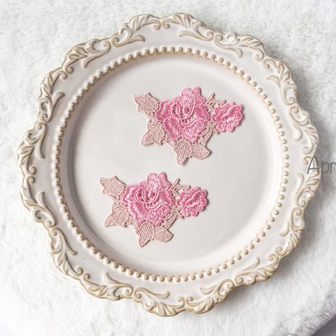 【1枚】花　フラワー　ローズ　ピンク　アップリケ　モチーフ　ケミカル レース　刺繍　手芸