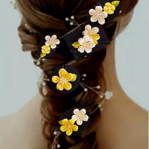 Uピン仕上げの黄色い小花のつまみ細工髪飾り