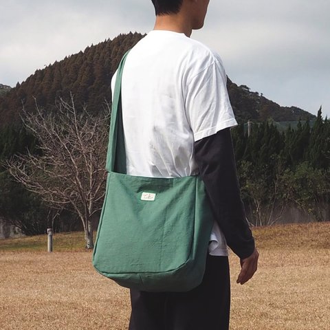 - てがた - 綿麻 ショルダーバッグ コットンリネン（green）