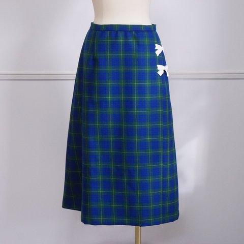 【new】Tartan-checked skirt with velvet bows ベルベットリボン付きタータンチェックスカート（グリーン系）38, 40