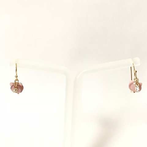 ピンクシェル🐾キャットピアス