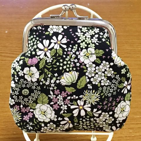 花柄がま口財布