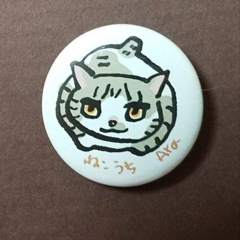 ◆チャリティー◆サバ白猫 缶バッジ（サイズ小）