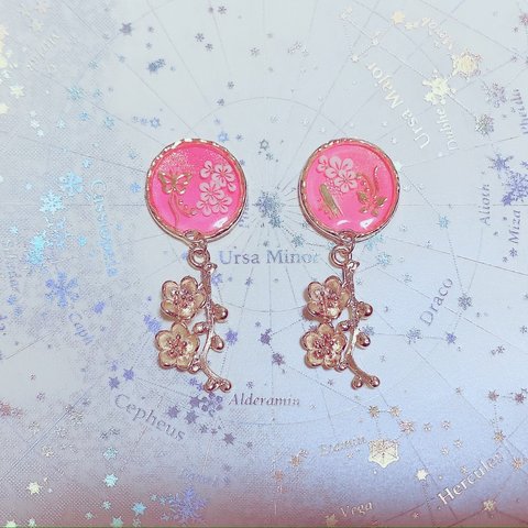 梅の花咲くピアス/イヤリング