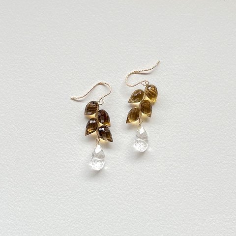 《送料無料》 ビアクォーツ /  クリスタル / 水晶 / つぼみ / ピアス / イヤリング